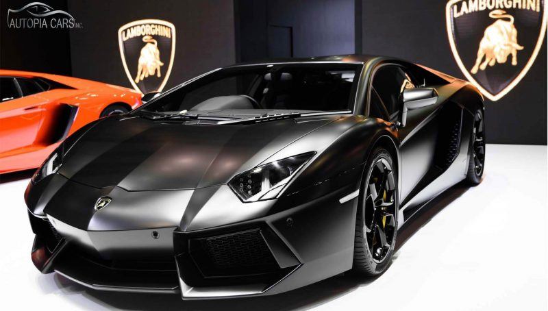 Black Aventador