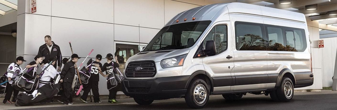 2019-Ford-Transit-Passenger-Van-A-3_o