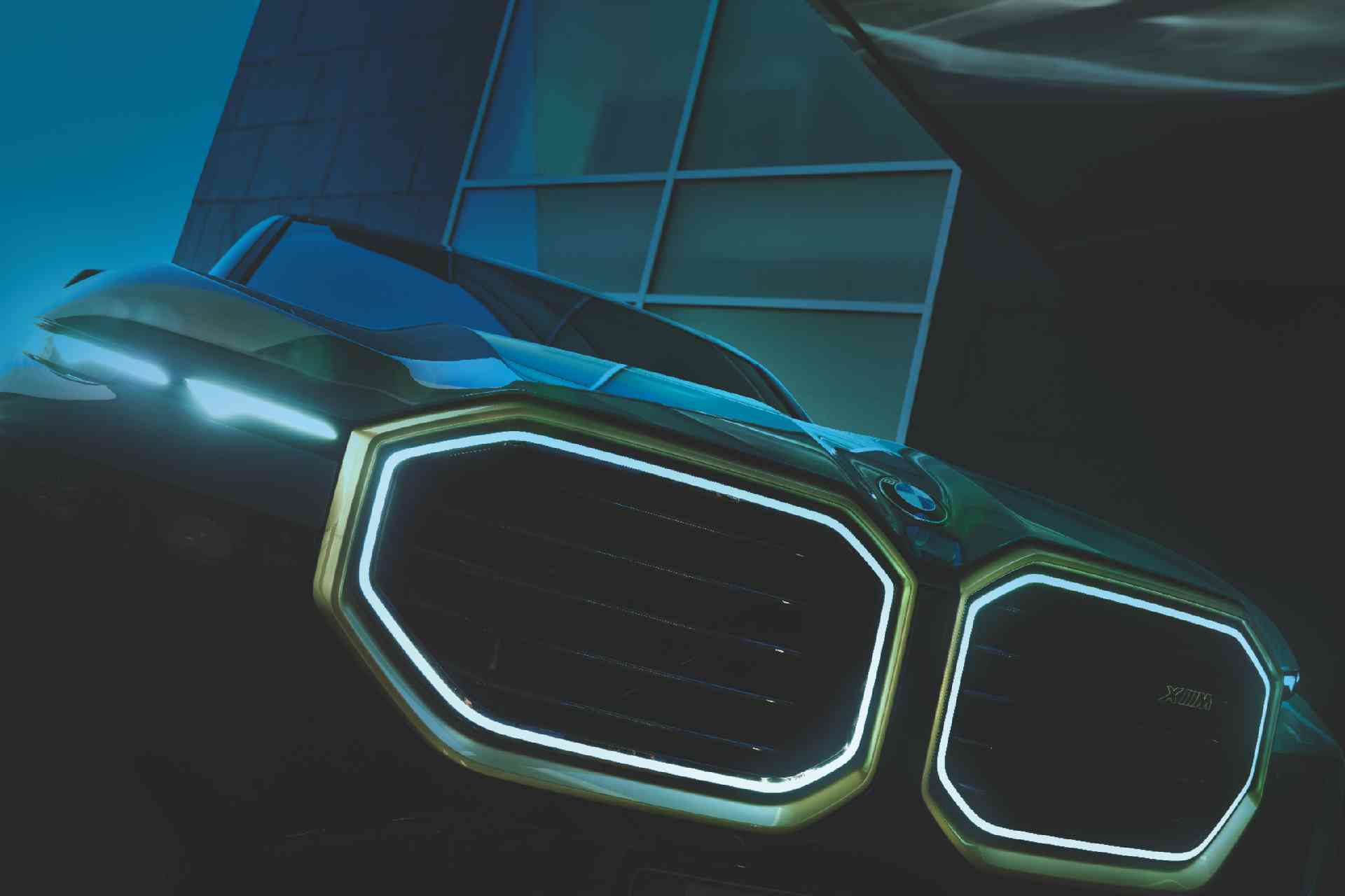 BMW XM wheel detail