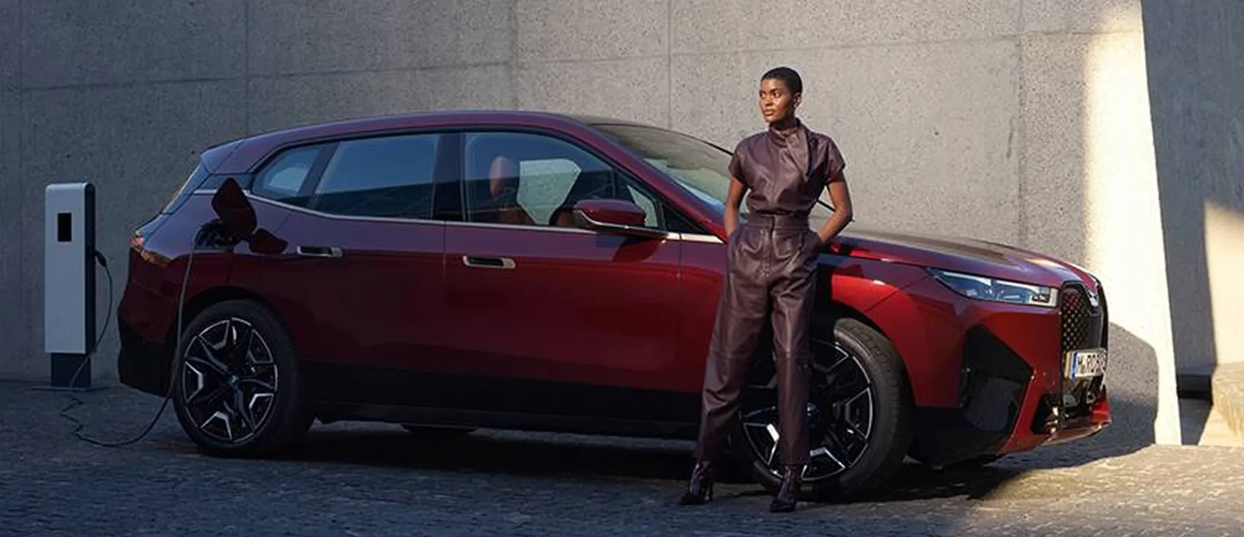 2026 BMW iX xDrive60 hero image