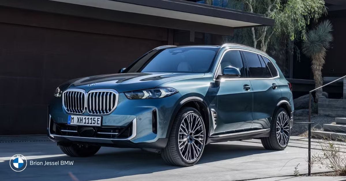 2025 BMW X5, combining luxury, power, and all-wheel drive for families and long trips
