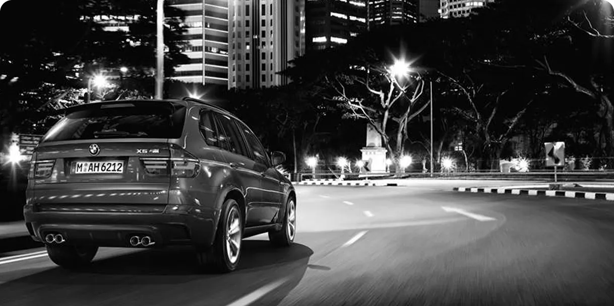 2024 BMW X5 M rear view