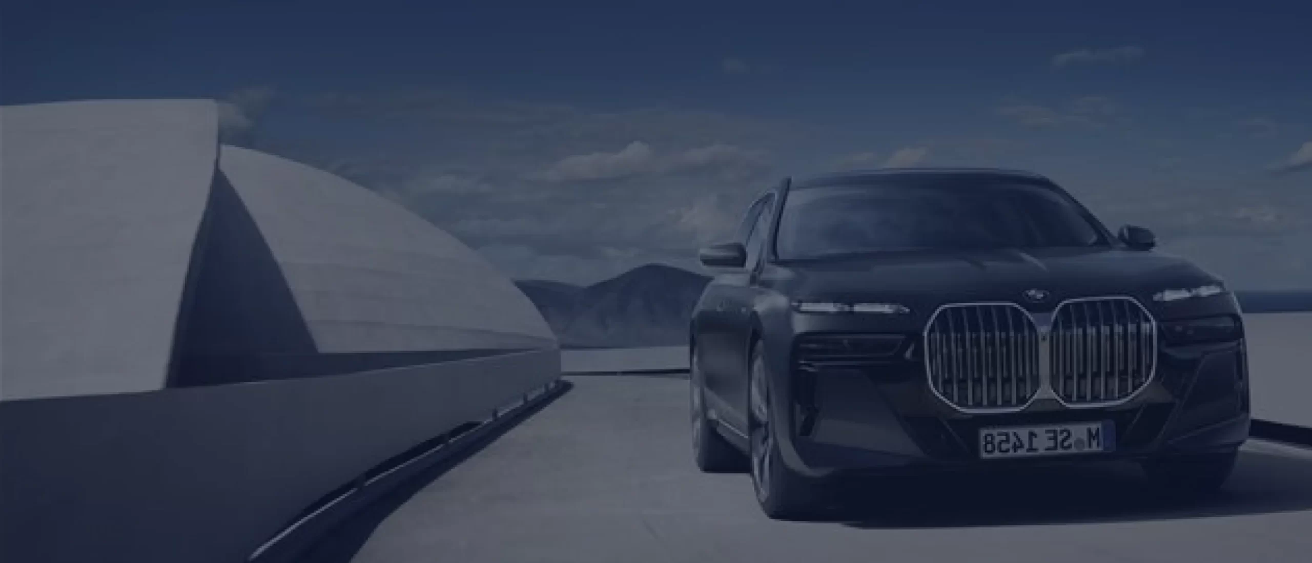 2024 BMW 760i xDrive hero image