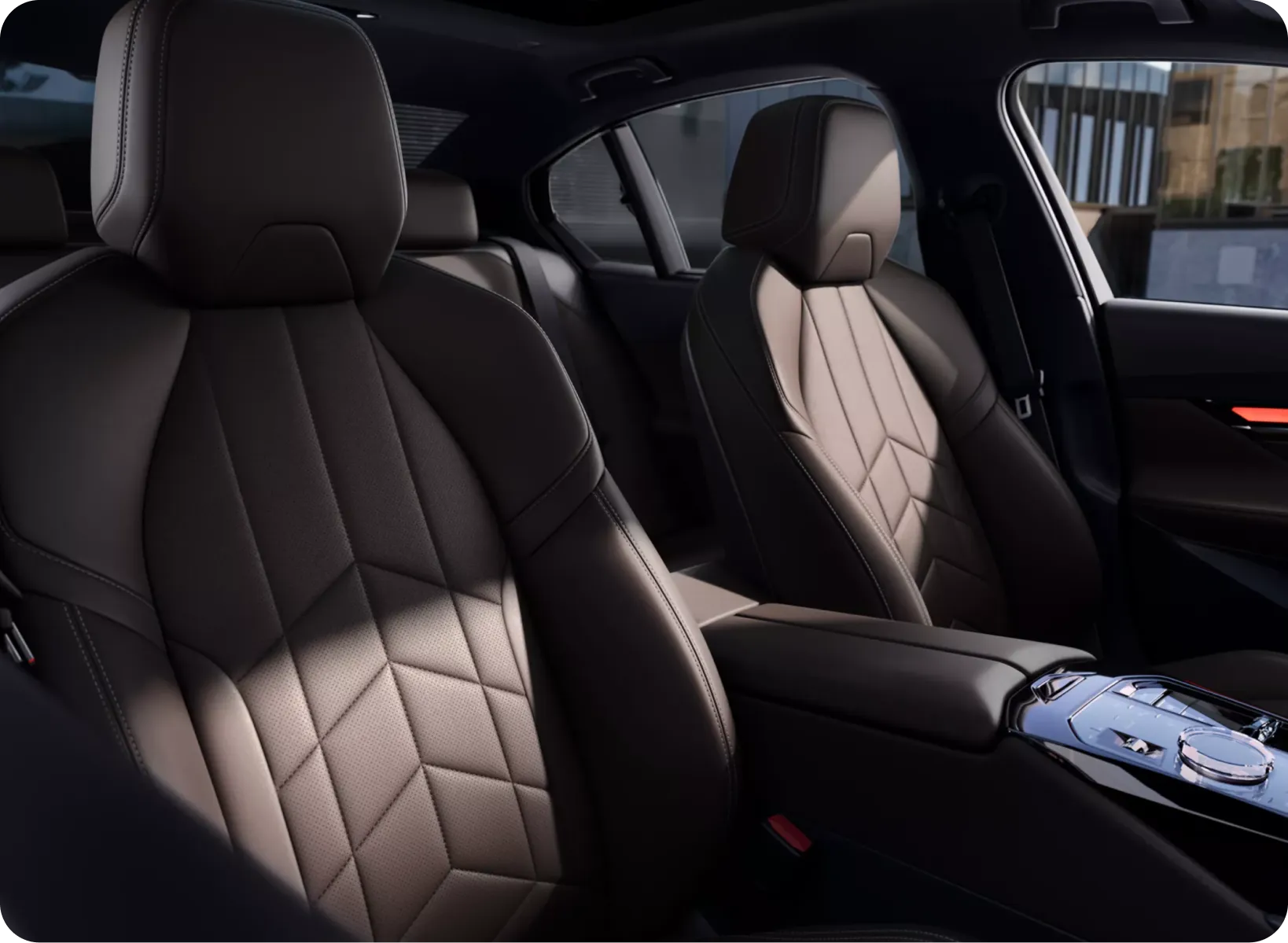2025 BMW 5 Series exterior