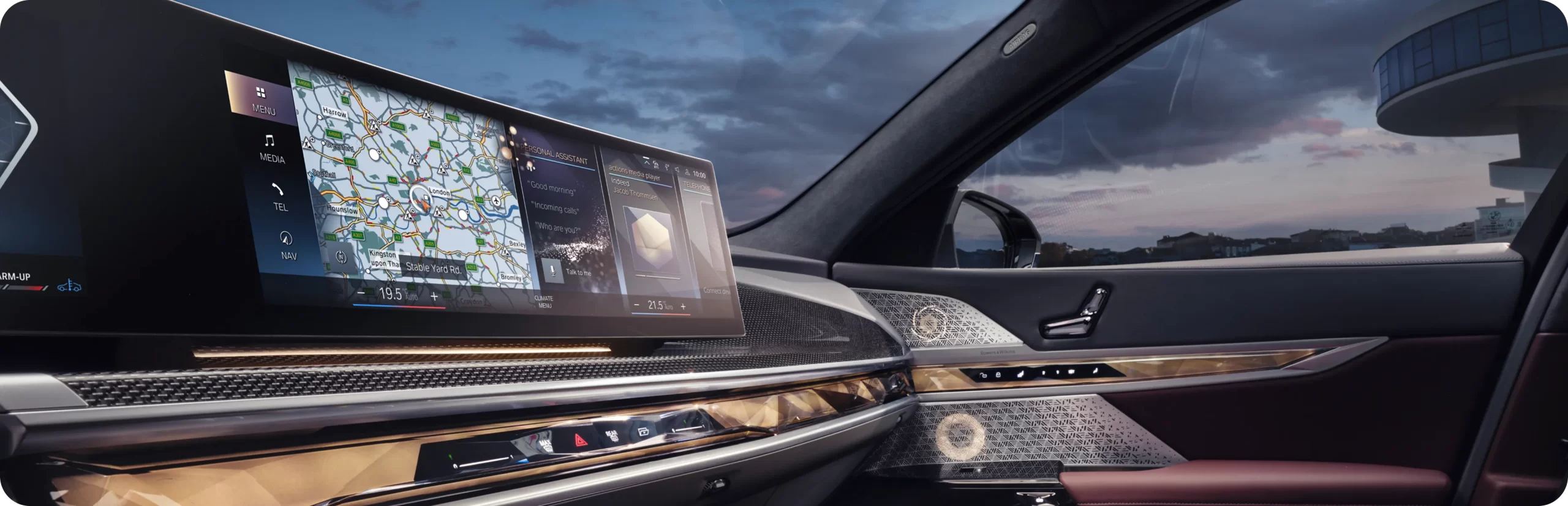 2024 BMW 760i xDrive interior